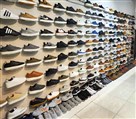 فروشگاه بزرگ کفش و کتونی آرجی - کفش کرج