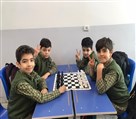 پیش دبستان و دبستان غیردولتی پسرانه راز دانش -  کلاس شطرنج