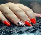 مرکز زیبایی زارا - ناخن