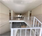 دبیرستان پسرانه دکتر معین (شعبه 1) - فضای دبیرستان